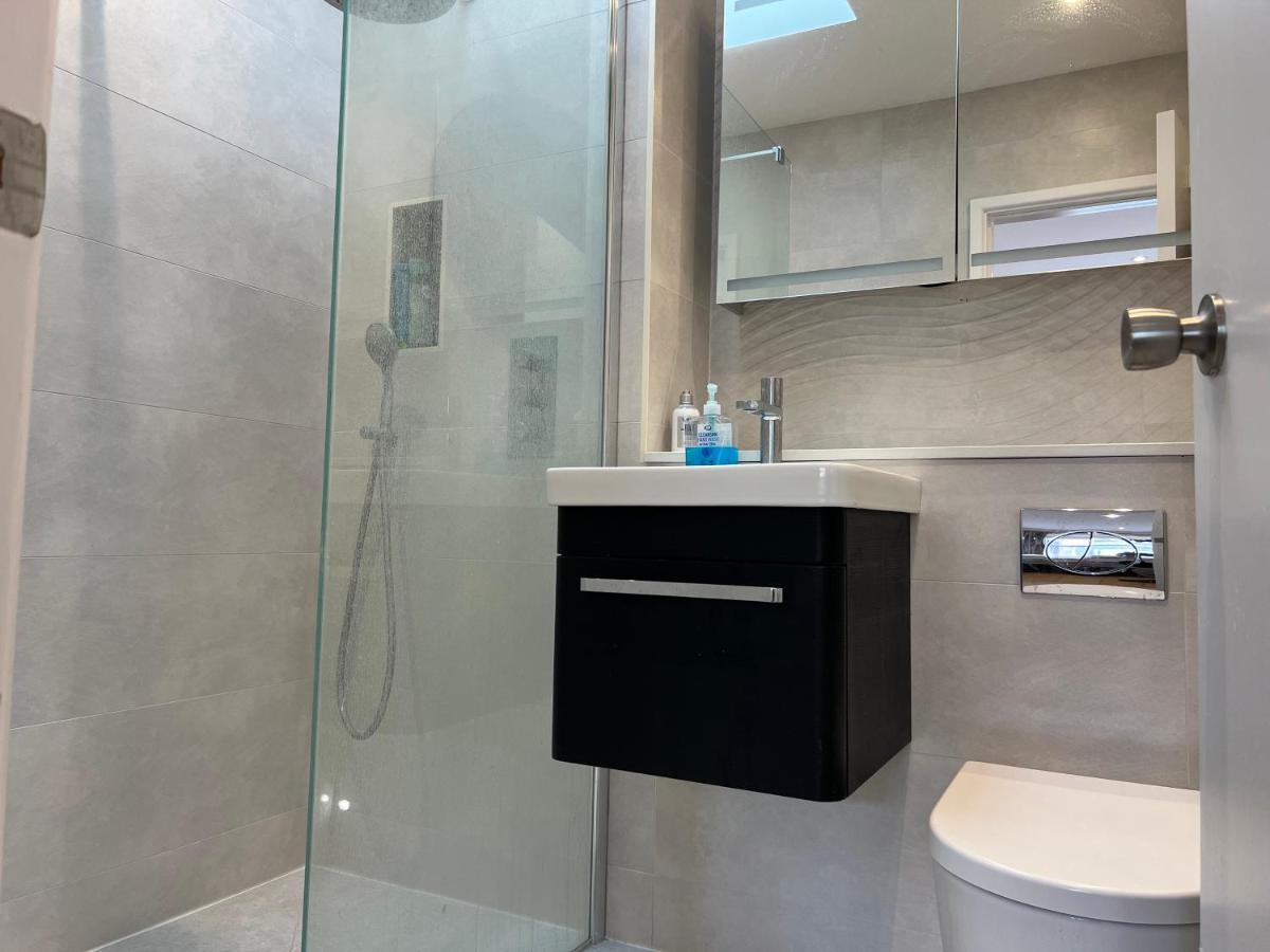 300M To Fitzwilliam Museum 3 En-Suites Double Bedroom Victoria House เคมบริดจ์ ภายนอก รูปภาพ